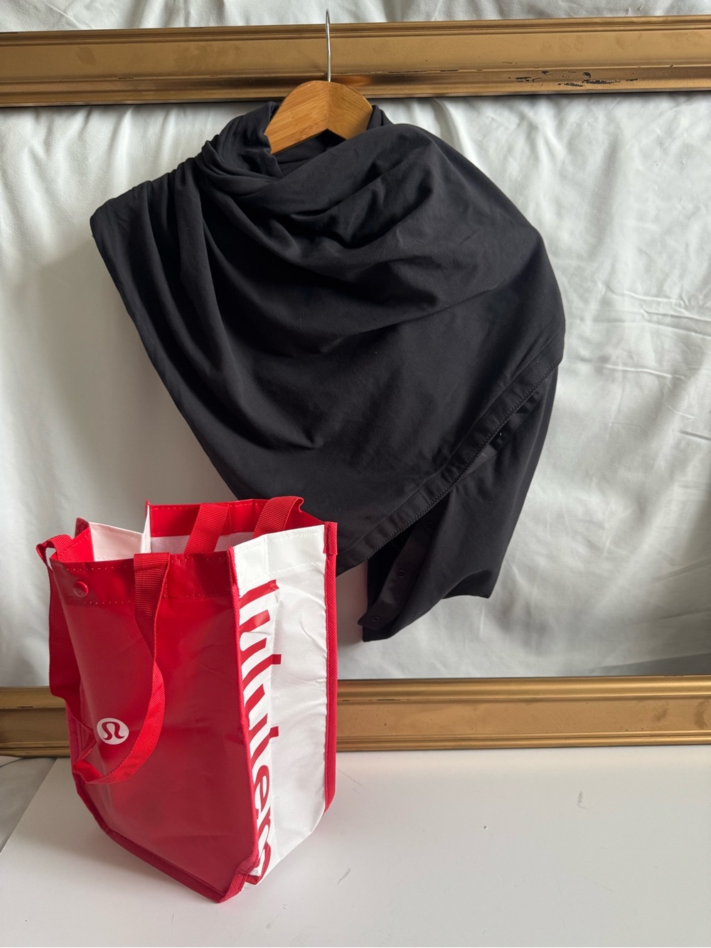 lululemon vinyasa scarf black snap convertible wrap
